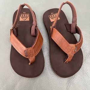EUC Toddlers Reef sandals size 7/8